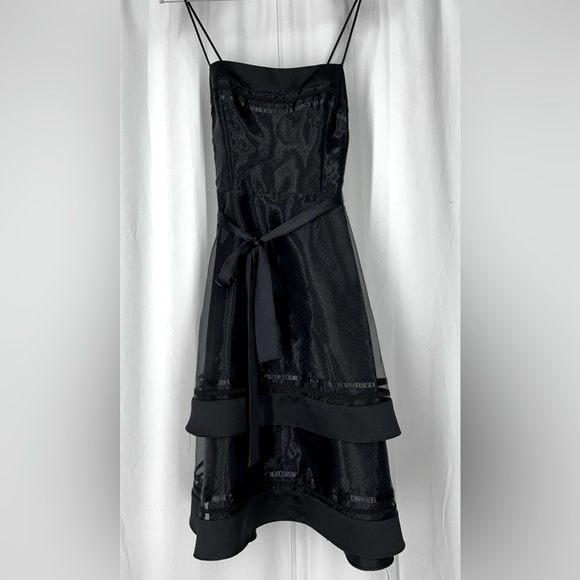 Dave & Johnny Formal Midi Dress | Small - Picture 4 of 13